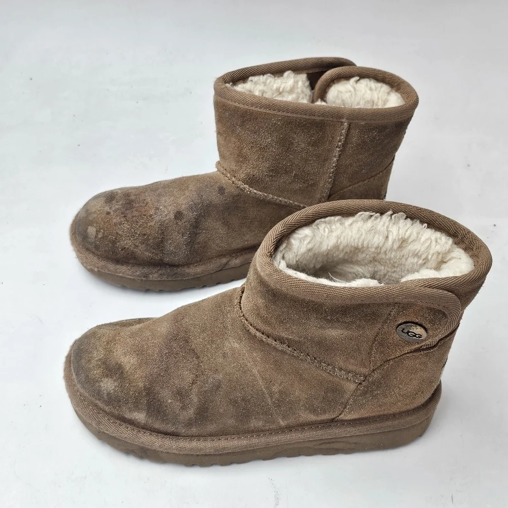 UGG Jona Chestnut Suede Sheepskin Lined Kids Winter Boots Toddler Size 12